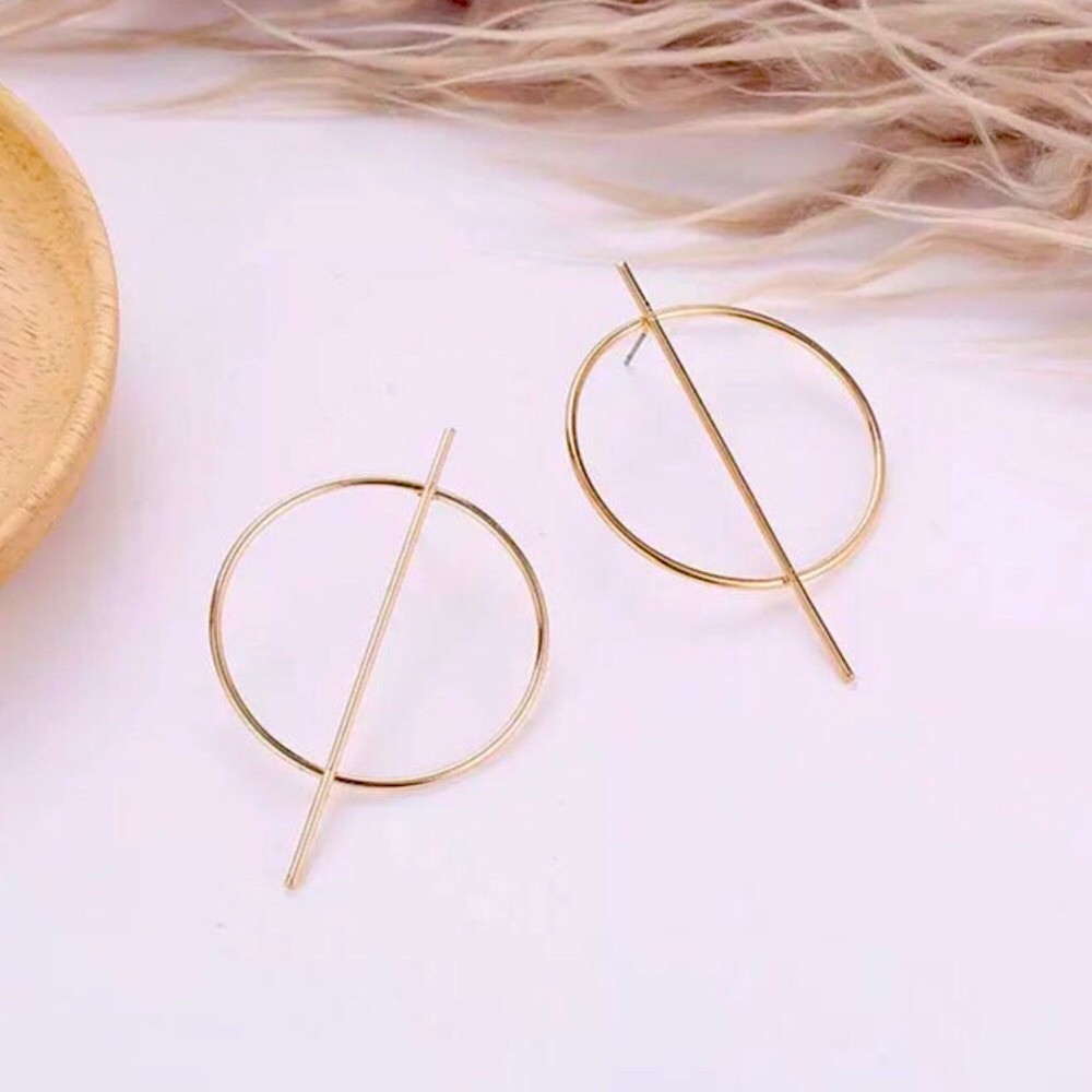Modern gold geometric hoop earrings